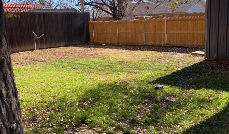 5121 WESTGATE Dr, Amarillo, TX 79106 - 3 Beds, 1 Bath