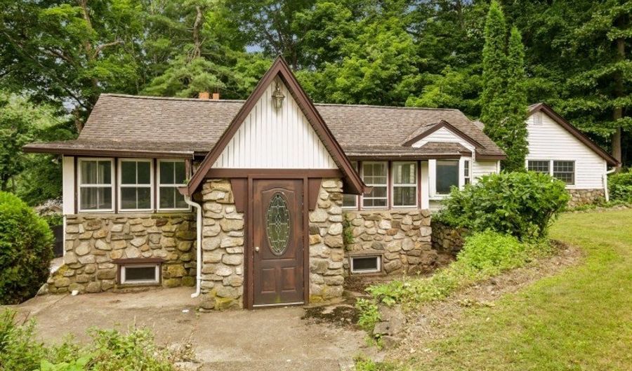 211 Wawayanda Rd, Alloway, NJ 07422 - 2 Beds, 2 Bath