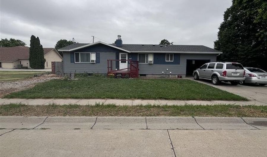 1117 W 11TH St, Alliance, NE 69301 - 4 Beds, null Bath