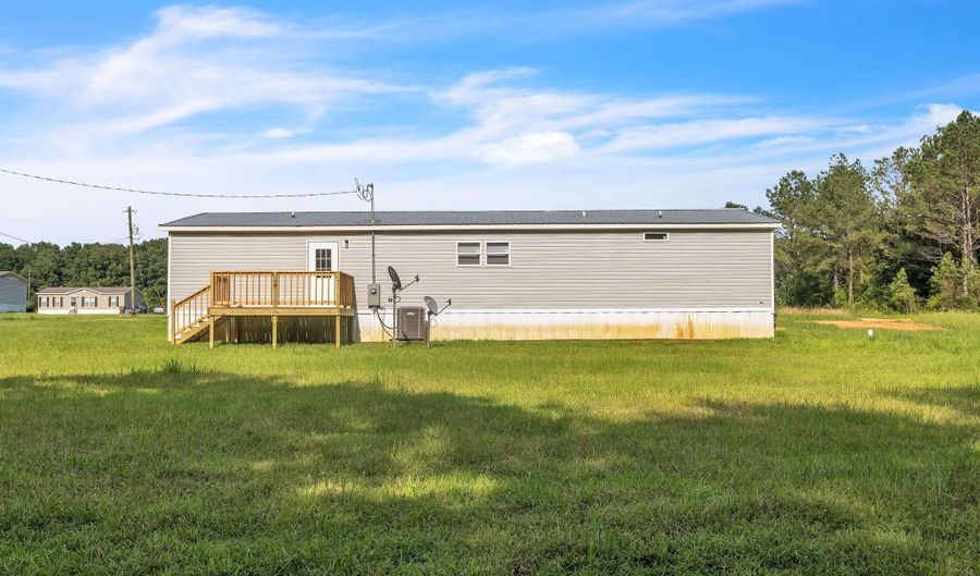 20020 A JEFF SYKES Dr, Aberdeen, MS 39730 - 3 Beds, 2 Bath