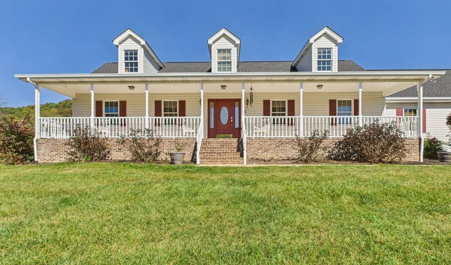 24065 Watauga Rd, Abingdon, VA 24211 - 4 Beds, 2 Bath