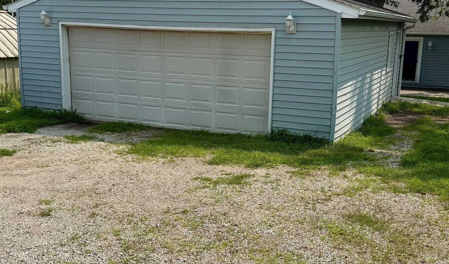 503 Pine St, Atlantic, IA 50022 - 2 Beds, 1 Bath
