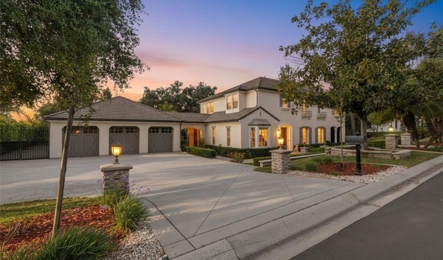 729 Carriage House Dr, Arcadia, CA 91006 - 5 Beds, 6 Bath