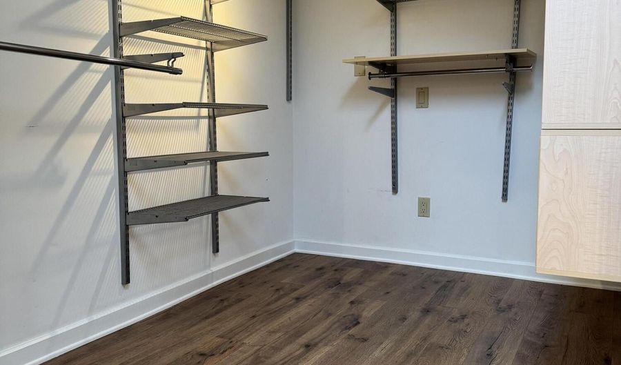 915 E HOPKINS Ave 4, Aspen, CO 81611 - 1 Beds, 2 Bath