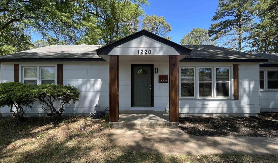 1220 Rankin St, Ashdown, AR 71822 - 3 Beds, 1 Bath