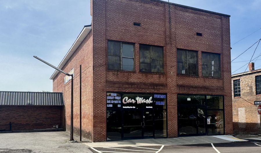 221 E Washington Ave, Athens, TN 37303 - 0 Beds, 0 Bath