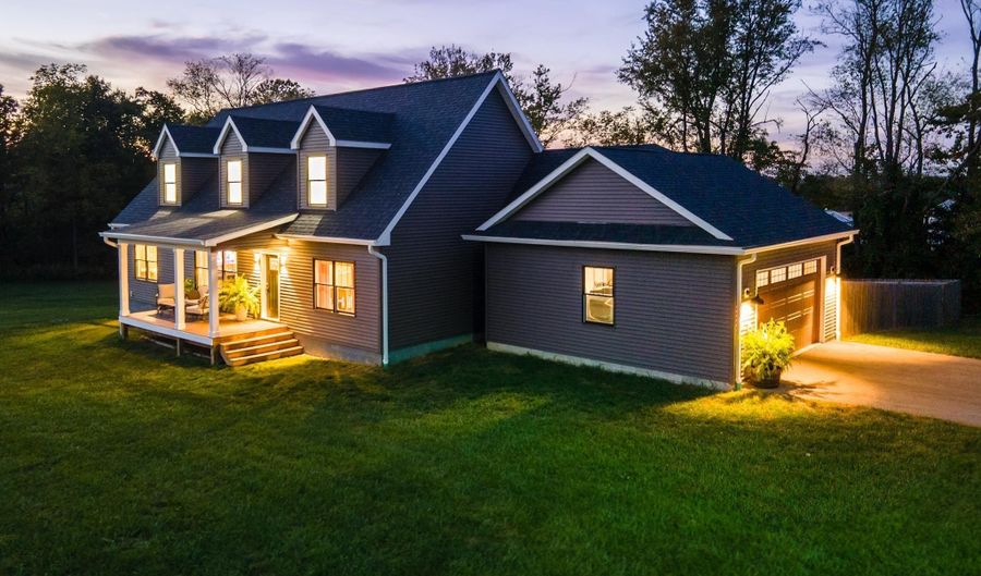 25 Anderson Ln, Bedford, IN 47421 - 4 Beds, 3 Bath