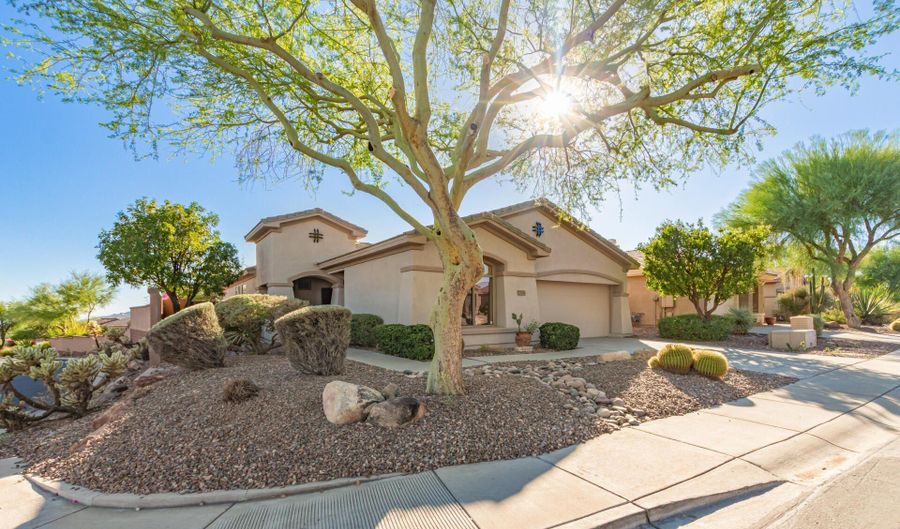 2335 W MUIRFIELD Dr, Anthem, AZ 85086 - 2 Beds, 2 Bath