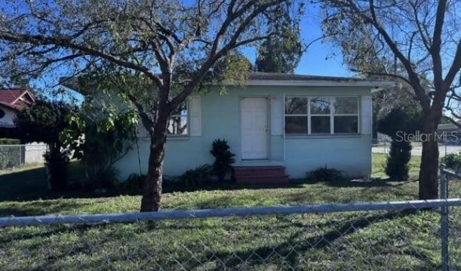 321 ARIANA Ave, Auburndale, FL 33823 - 3 Beds, 2 Bath