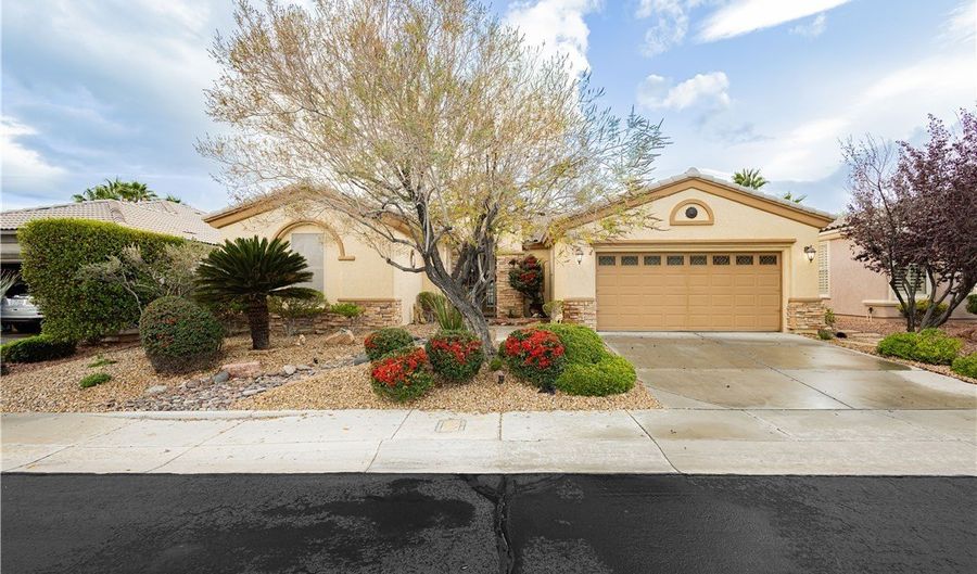 10347 Profeta Ct, Las Vegas, NV 89135 - 2 Beds, 3 Bath