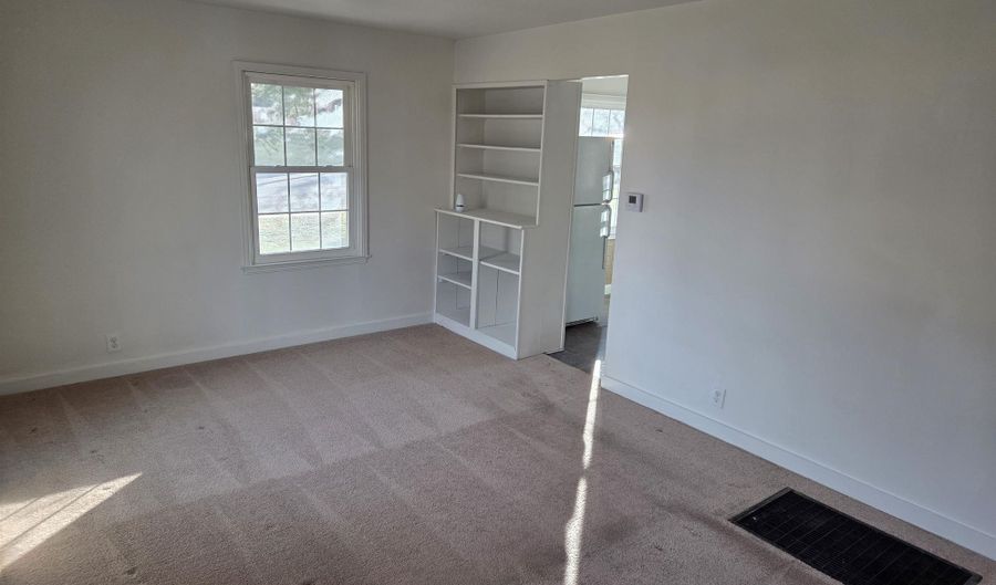 203 W 15th St, Casper, WY 82601 - 2 Beds, 1 Bath