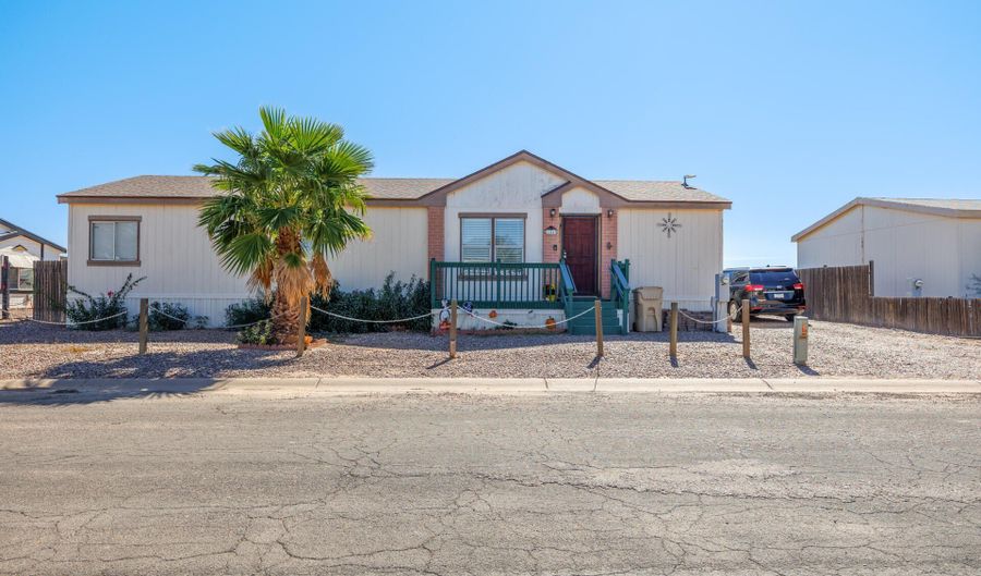 11549 W STAGECOACH Rd, Arizona City, AZ 85123 - 3 Beds, 2 Bath