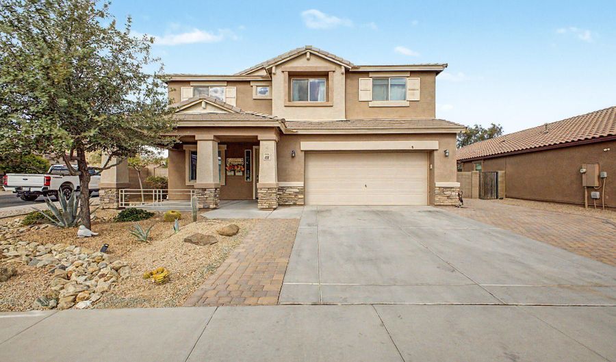 4981 S 237TH Dr, Buckeye, AZ 85326 - 4 Beds, 3 Bath