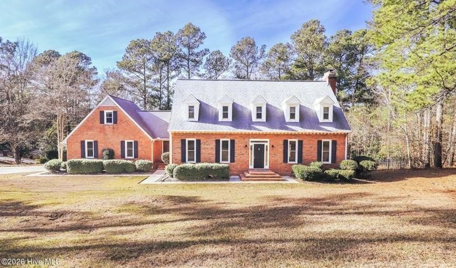809 Houndslake Dr, Aiken, SC 29803 - 4 Beds, 3 Bath