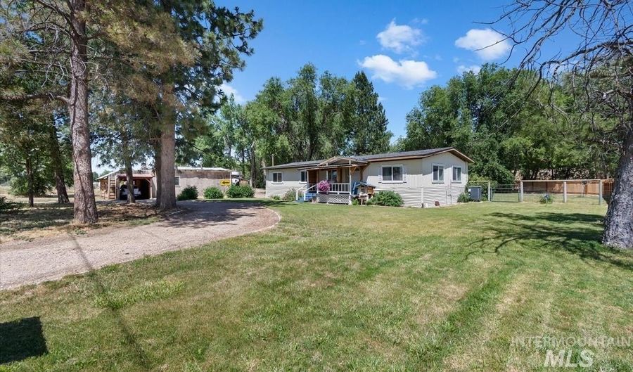 1780 Sand Hollow Rd, Caldwell, ID 83607 - 3 Beds, 2 Bath