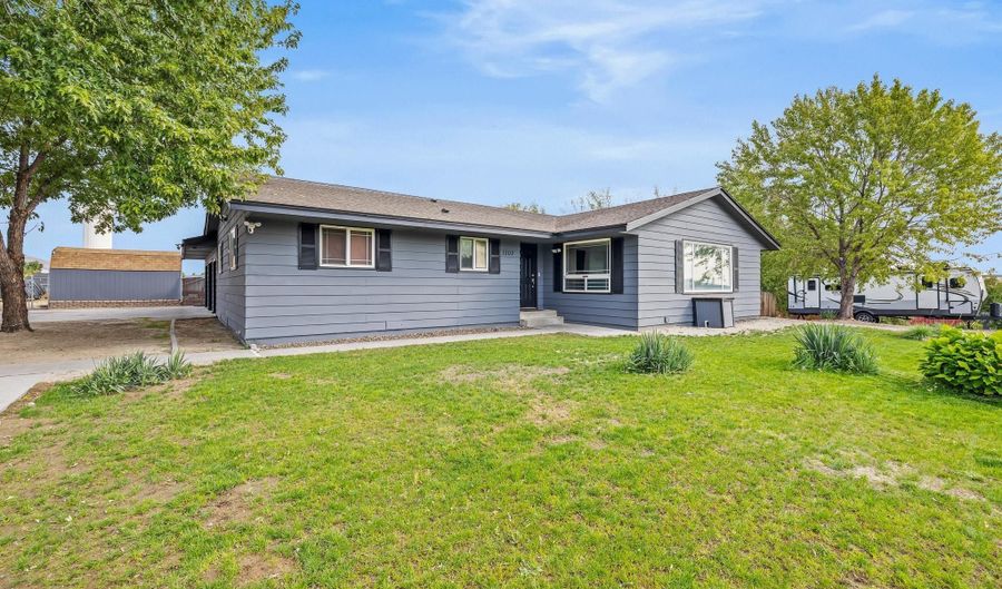 1202 Karen Ave, Benton City, WA 99320 - 3 Beds, 2 Bath