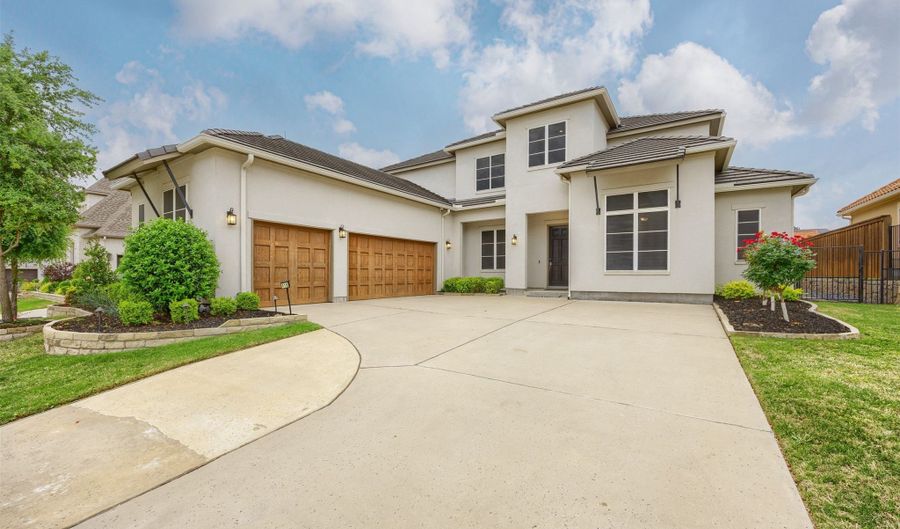 918 Sydney Ln, Allen, TX 75013 - 4 Beds, 5 Bath
