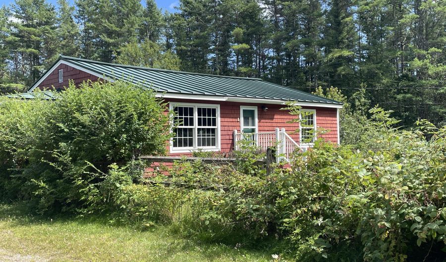 592 Old Stage Rd, Arrowsic, ME 04530 - 2 Beds, 1 Bath