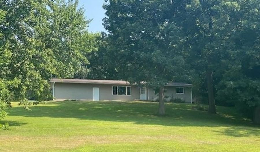 1351 105th Ave C, Amery, WI 54001 - 3 Beds, 1 Bath