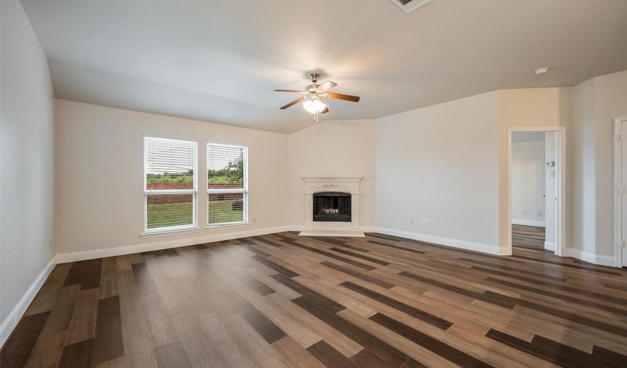 140 Tennyson St, Anna, TX 75409 - 3 Beds, 2 Bath