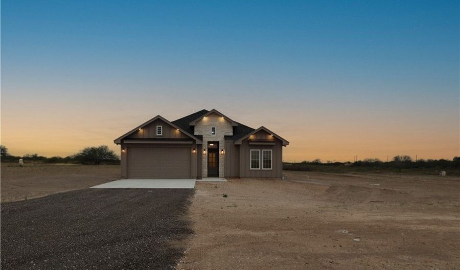 133 County Road 150, Alice, TX 78332 - 3 Beds, 2 Bath