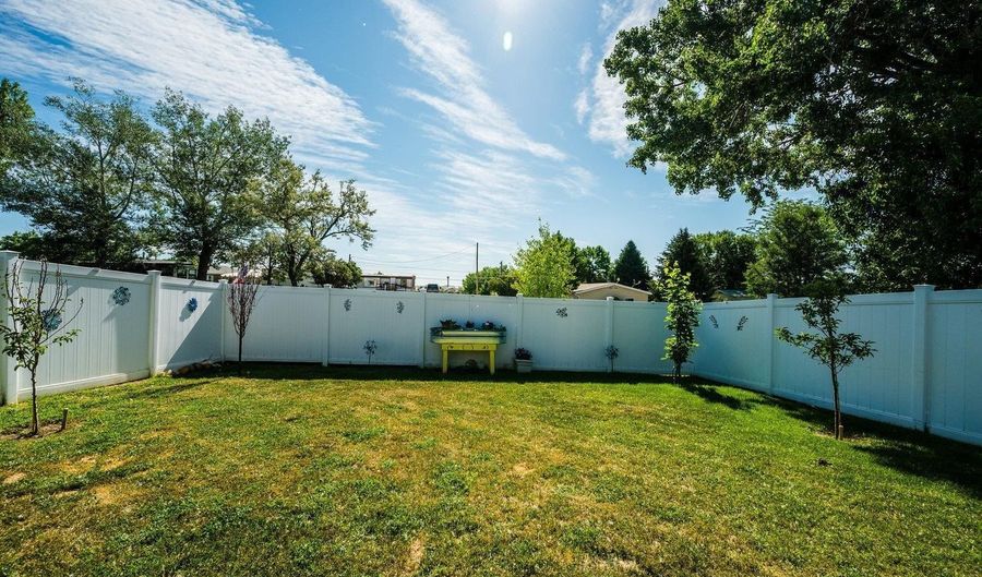 750 N Adams Ave, Buffalo, WY 82834 - 5 Beds, 3 Bath