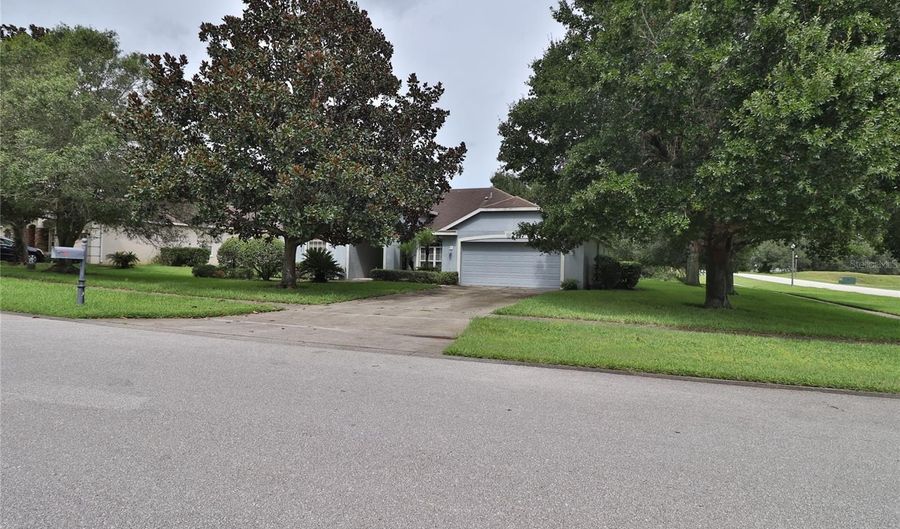 605 CHEVIOT Ct, Apopka, FL 32712 - 4 Beds, 3 Bath