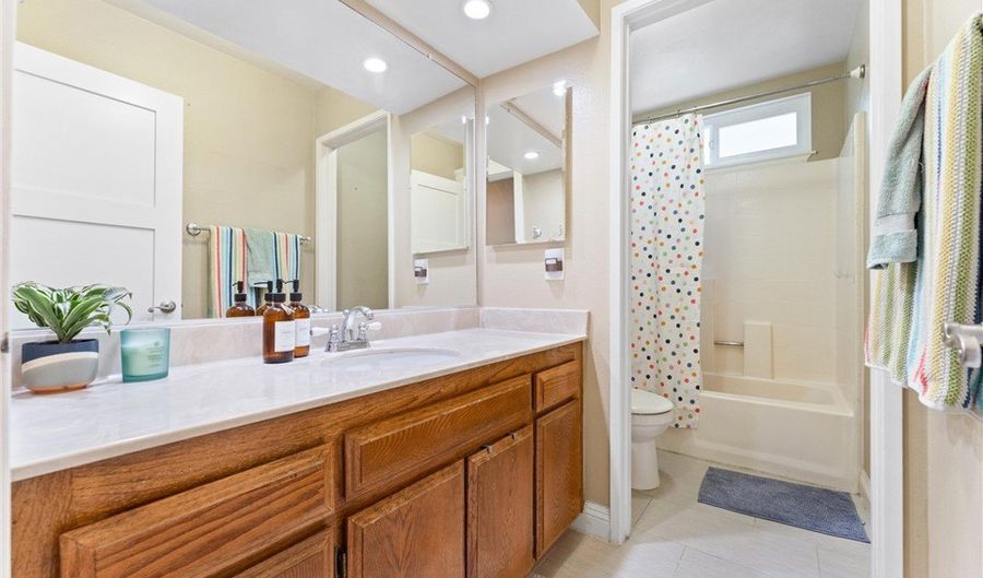 5742 E Hudson Bay Dr, Anaheim, CA 92807 - 3 Beds, 2 Bath
