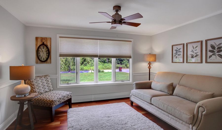 21796 AMBERSON Rd, Amberson, PA 17210 - 3 Beds, 2 Bath