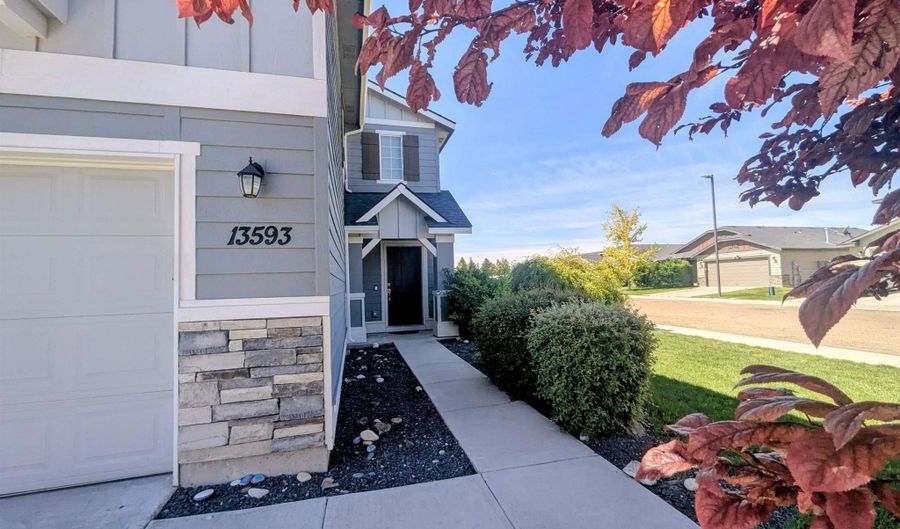 13593 Cocoa Beach St, Caldwell, ID 83607 - 3 Beds, 3 Bath