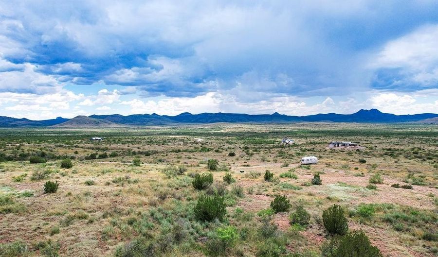 71 High Lonesome, Alpine, TX 79830 - 0 Beds, 0 Bath