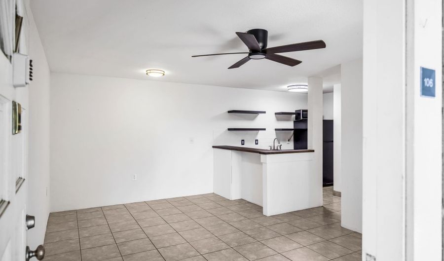 160 KEONEKAI Rd 12-106, Kihei, HI 96753 - 2 Beds, 1 Bath