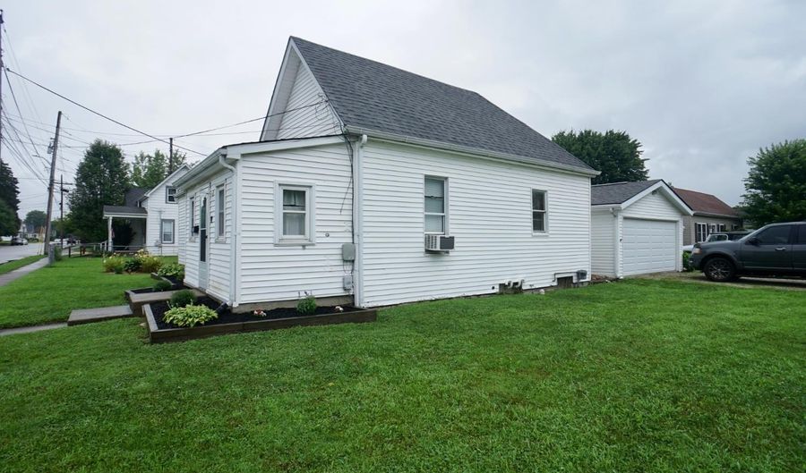 508 S Park Ave, Batesville, IN 47006 - 2 Beds, 1 Bath