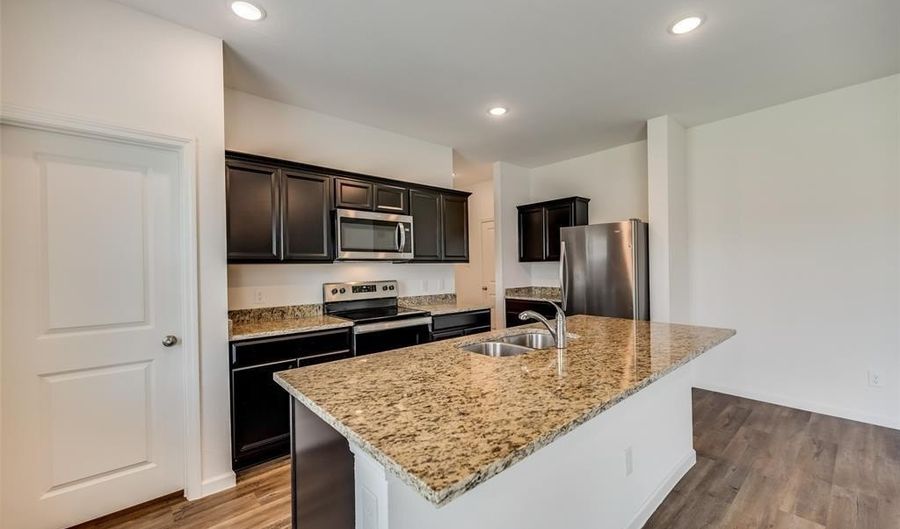 713 Peach Tree Ln, Anna, TX 75409 - 4 Beds, 3 Bath