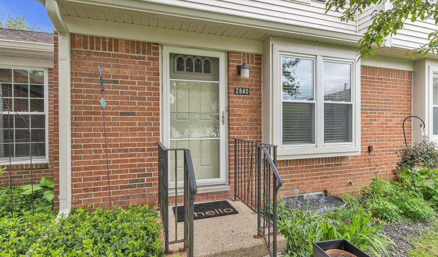 2840 Bombridge Ct, Ann Arbor, MI 48104 - 2 Beds, 2 Bath