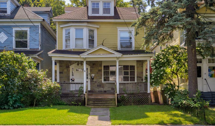 81 N Allen St, Albany, NY 12203 - 6 Beds, 2 Bath