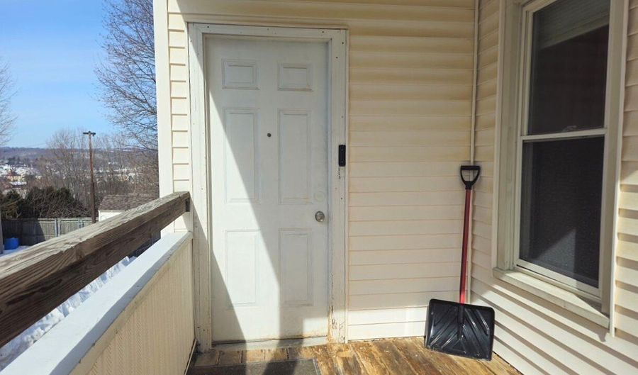21 Sigourney St 3, Bristol, CT 06010 - 1 Beds, 1 Bath
