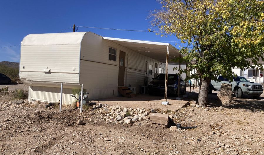 861 W Sieling Loop, Bisbee, AZ 85603 - 2 Beds, 1 Bath