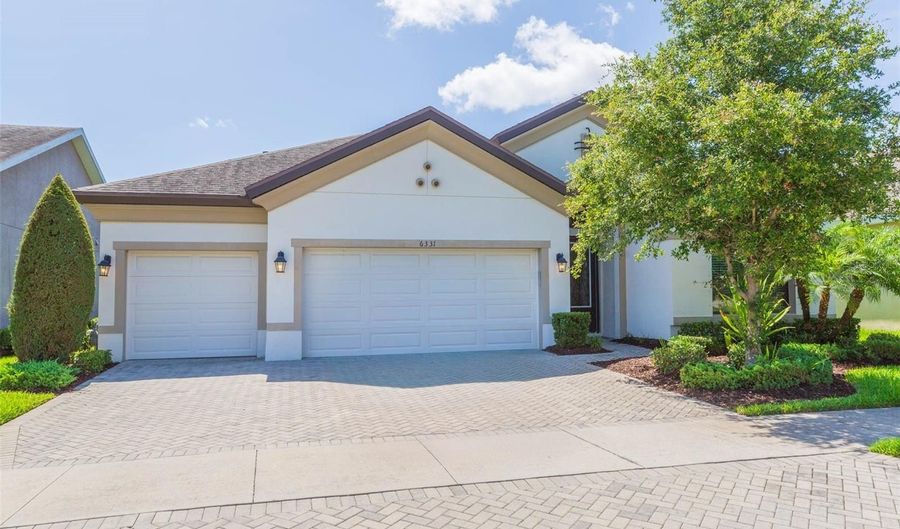 6331 VOYAGERS Pl, Apollo Beach, FL 33572 - 4 Beds, 3 Bath