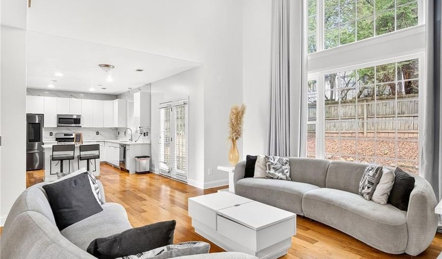 12595 Huntington Trce, Alpharetta, GA 30005 - 5 Beds, 3 Bath