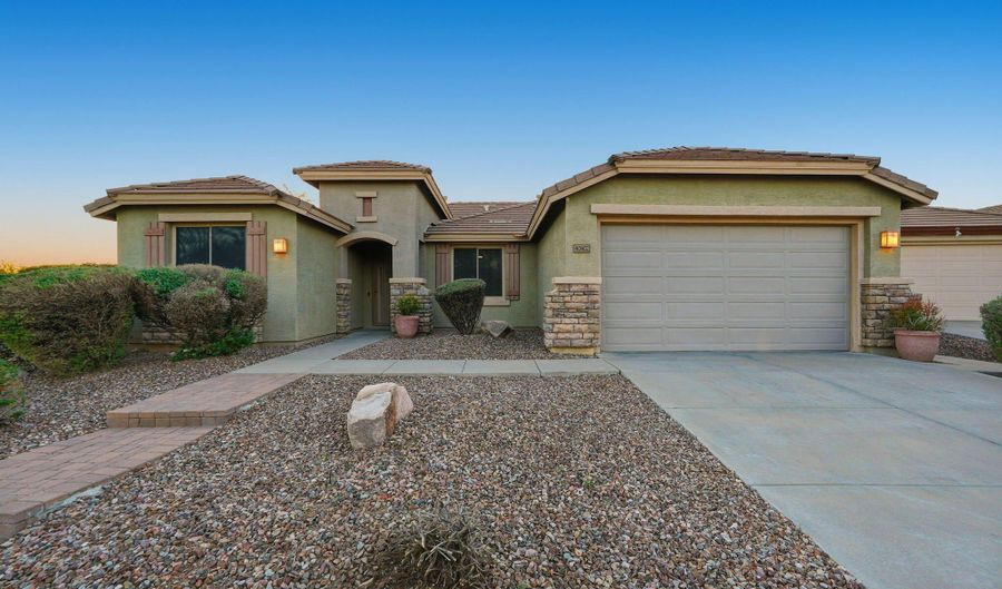 40802 N PEALE Ct, Anthem, AZ 85086 - 4 Beds, 3 Bath