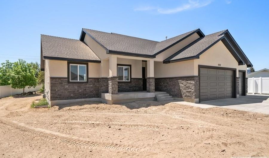 4880 S Rocky Mountain Dr, Ammon, ID 83406 - 6 Beds, 3 Bath