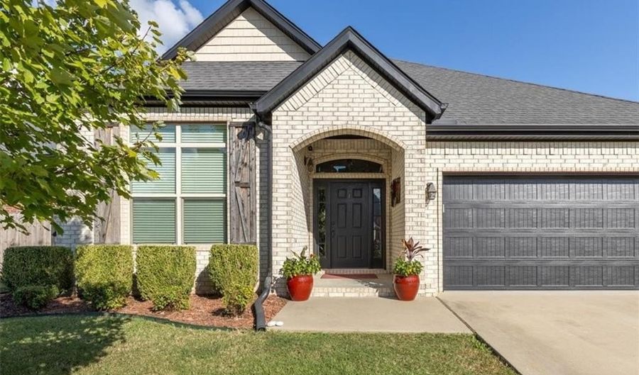 4305 SW Layton Rd, Bentonville, AR 72713 - 3 Beds, 2 Bath