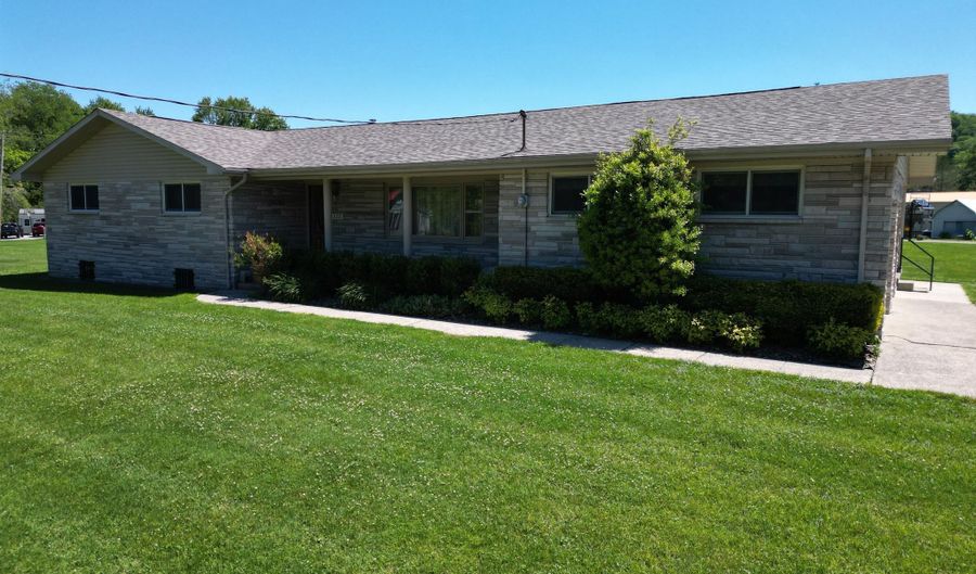 1010 N Main St, Barbourville, KY 40906 - 4 Beds, 3 Bath