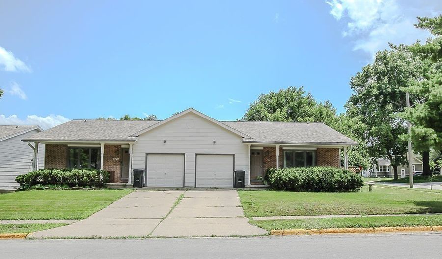 3422 West St, Ames, IA 50014 - 2 Beds, 2 Bath