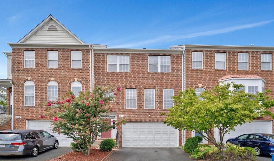 22438 MAISON CARREE Sq, Ashburn, VA 20148 - 3 Beds, 4 Bath