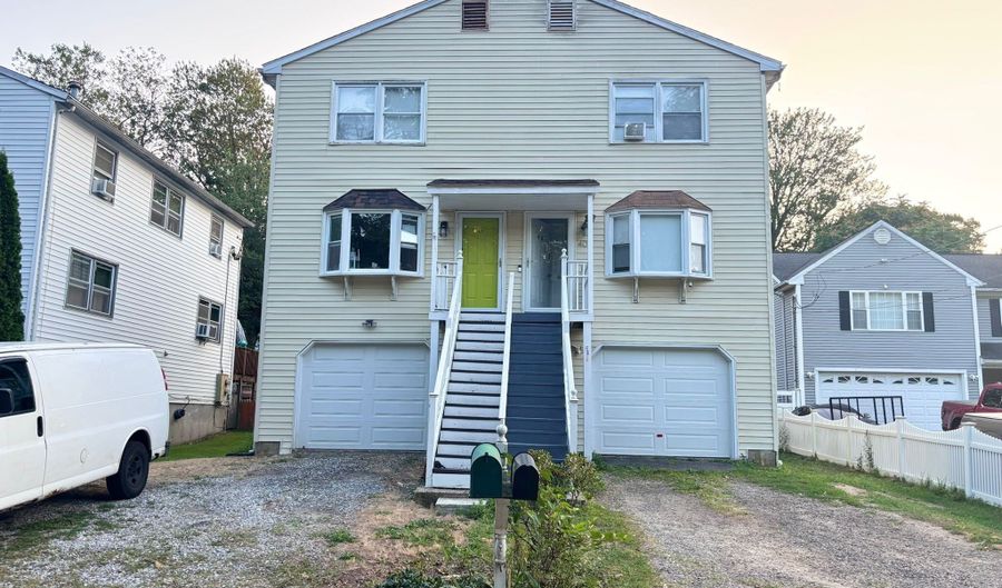 409 Pond St, Bridgeport, CT 06606 - 3 Beds, 2 Bath