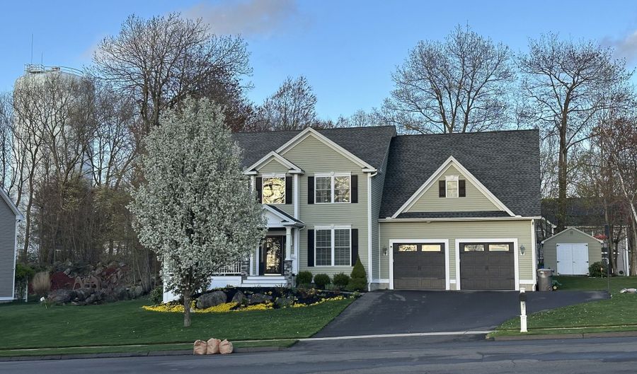277 Old Orchard Rd, Bristol, CT 06010 - 4 Beds, 3 Bath