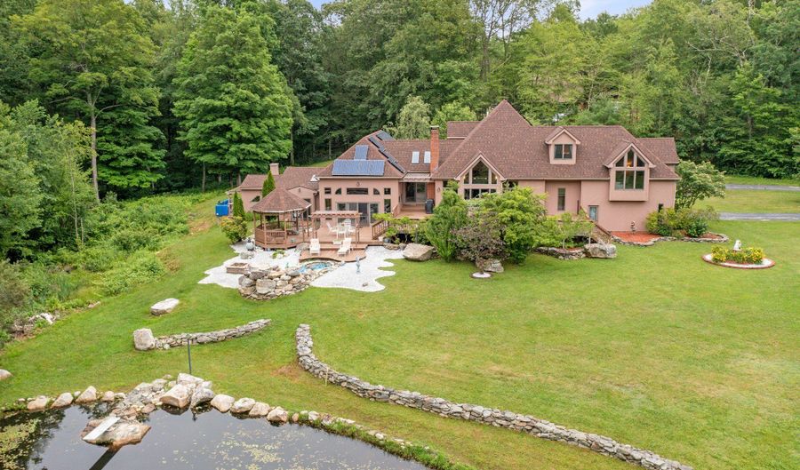 403 Riley Mountain Rd, Coventry, CT 06238 - 4 Beds, 4 Bath
