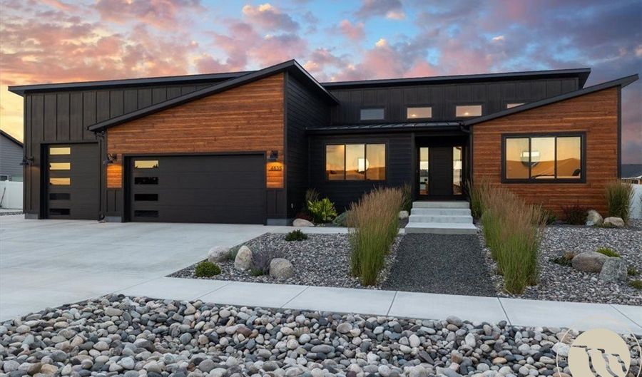 4635 Leading Light Ln, Billings, MT 59106 - 5 Beds, 3 Bath
